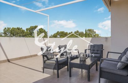 Resale - Villa - Mil Palmeras