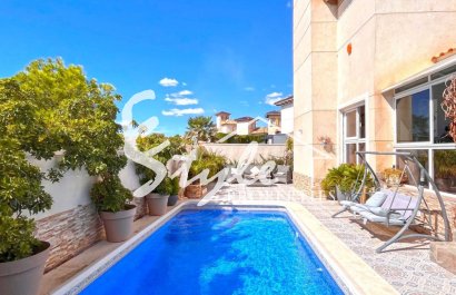 Reventa - Villa - La Zenia
