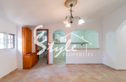Reventa - Villa - Torrevieja - Los altos