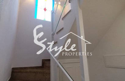 Resale - Villa - Orihuela-Costa - Villamartin