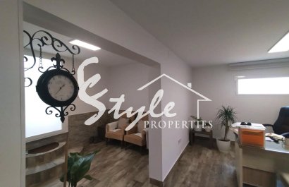Resale - Villa - Orihuela-Costa - Villamartin