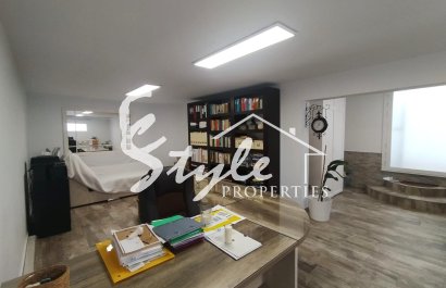 Resale - Villa - Orihuela-Costa - Villamartin