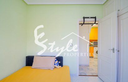 Resale - Apartamento - Punta Prima
