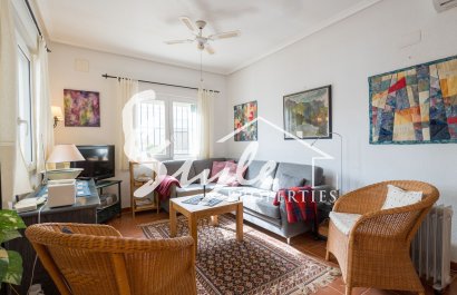 For sale detached one-level villa of 3 bedrooms in Playa Flamenca, Costa Blanca, Spain. ID2334