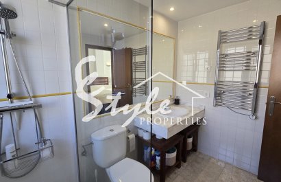 Resale - Apartamento - Punta Prima