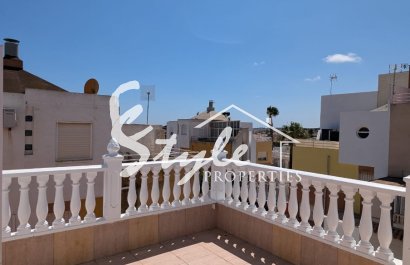 Resale - Semi-Detached Villa - Los Altos