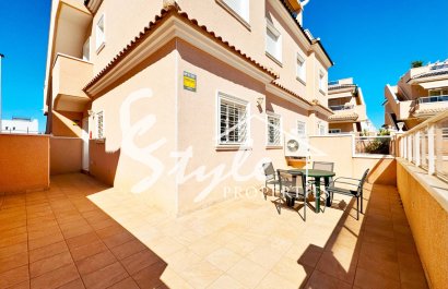 Resale - Apartamento - Punta Prima