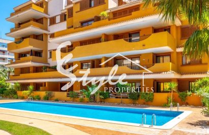 Resale - Apartamento - Punta Prima