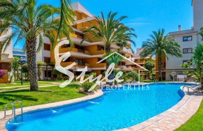 Resale - Apartamento - Punta Prima