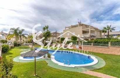 Sunny penthouse for sale in the gated community of Zenia Mar, Playa Flamenca, Orihuela Costa, Spain. ID2341