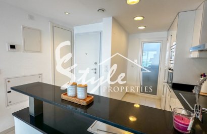 Resale - Apartamento - Punta Prima