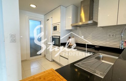 Resale - Apartamento - Punta Prima