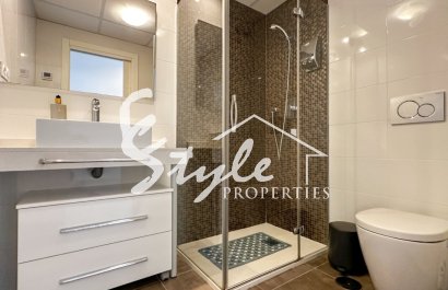 Resale - Apartamento - Punta Prima