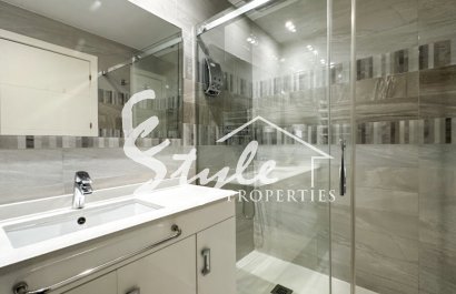 Resale - Apartamento - Punta Prima