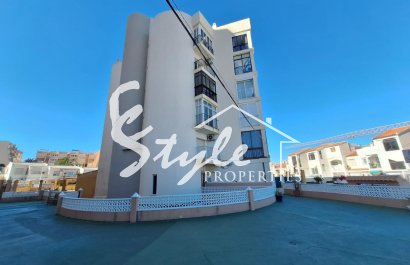 Resale - Apartamento - Torrevieja