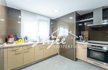 Вторичное жилье - Apartamento - Torrevieja - Торревьеха