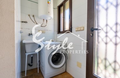 Resale - Villa - Villamartin, Orihuela Costa - Villamartin