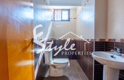 Resale - Villa - Villamartin, Orihuela Costa - Villamartin