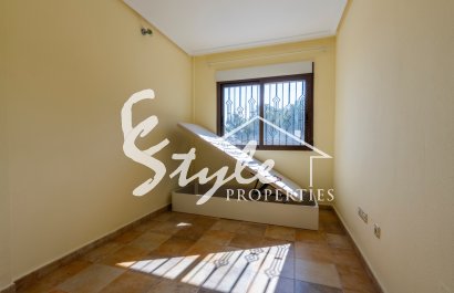 Resale - Villa - Villamartin, Orihuela Costa - Villamartin