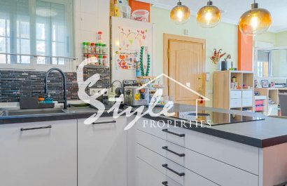 Stylish townhouse with sea views for sale in La Campana, Punta Prima, Costa Blanca. ID2860