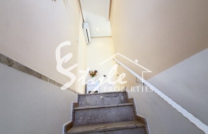 Resale - Villa - Villamartin, Orihuela Costa - Villamartin