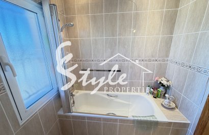 Resale - Villa - Villamartin, Orihuela Costa - Villamartin