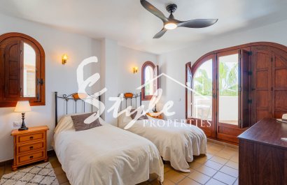 Resale - Apartamento - Punta Prima