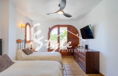 Resale - Apartamento - Punta Prima