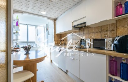 For sale spacious apartment 50m from the beach in Torrevieja, Costa Blanca, Spain. ID2351