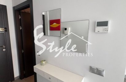 Resale - Apartamento - Torrevieja - La Mata