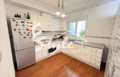 Resale - Apartamento - La Zenia