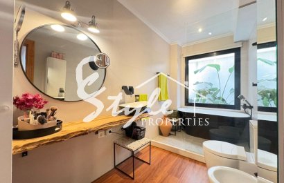 Resale - Apartamento - La Zenia