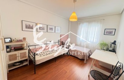 Resale - Apartamento - La Zenia