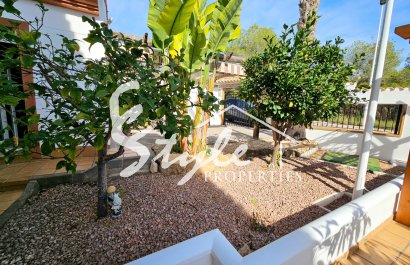 Resale - Villa - Campoamor