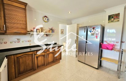 Resale - Villa - Campoamor