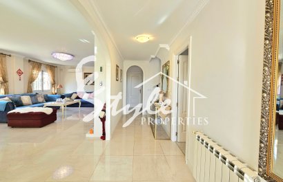 Resale - Villa - Campoamor