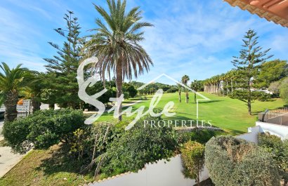 Resale - Villa - Campoamor