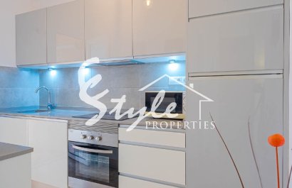 Resale - Apartamento - La Zenia