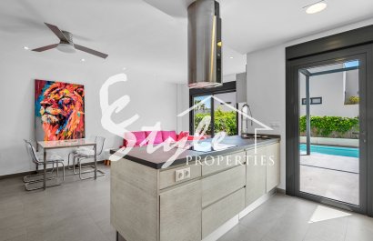 Вторичное жилье - Вилла - Сьюдад Кесада