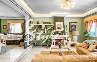 Resale - Villa - Torrevieja - Torrelamata - La Mata