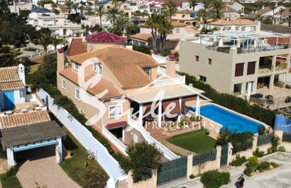Resale - Villa - Torrevieja - Torrelamata - La Mata