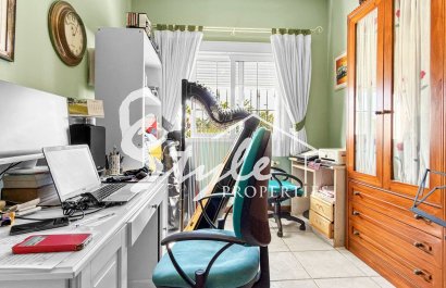 Resale - Villa - Torrevieja - Torrelamata - La Mata