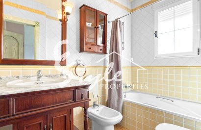 Resale - Villa - Torrevieja - Torrelamata - La Mata