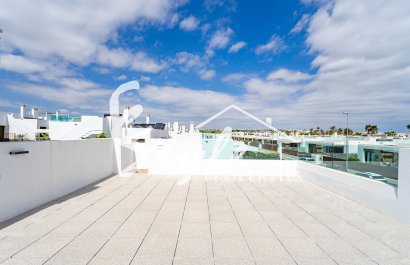 Villa built in 2024 with private pool and solarium for sale in Vistabella Golf, Orihuela Costa, Costa Blanca. ID2993