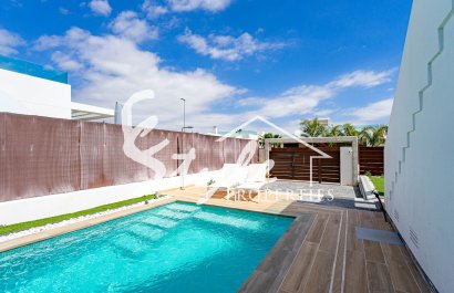 Resale - Semi-Detached Villa - Vistabella Golf