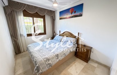 Вторичное жилье - Apartamento - Villamartin, Orihuela Costa - Вилламартин