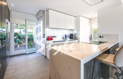 Resale - Villa - Algorfa (montemar) - La Finca Golf Resort