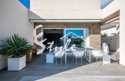 Resale - Villa - Algorfa (montemar) - La Finca Golf Resort