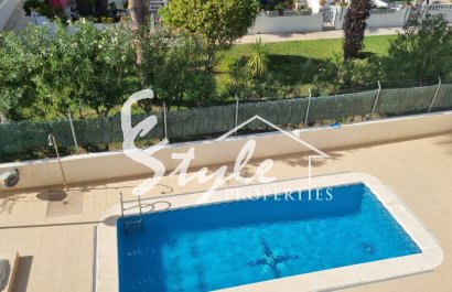 Resale - Villa - Orihuela-Costa - Los Dolses