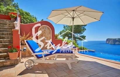 Resale - Villa - Port d'Andratx - Andratx